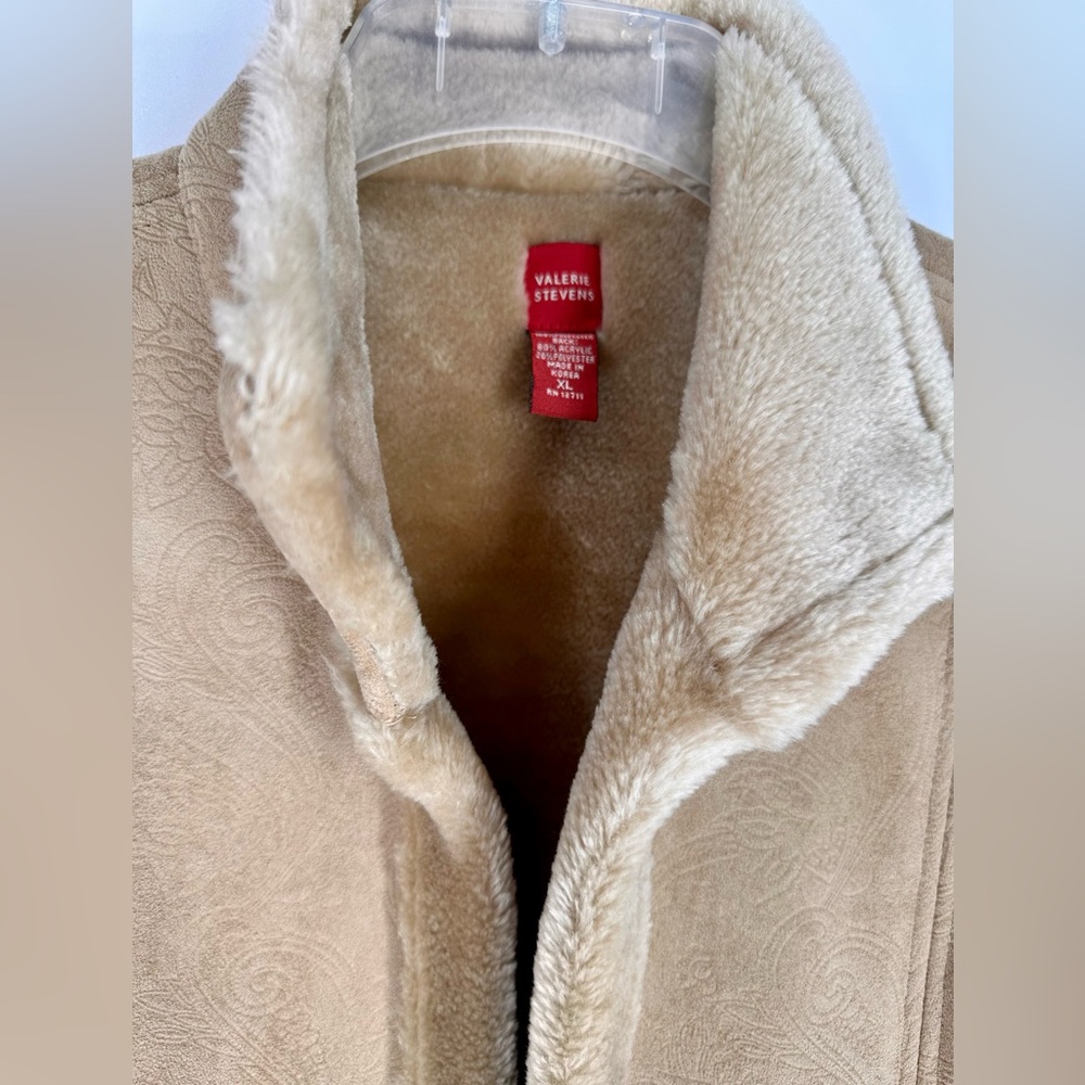 Valerie Stevens Size XL Faux Fur Lined Vest Khaki - Picture 2 of 5